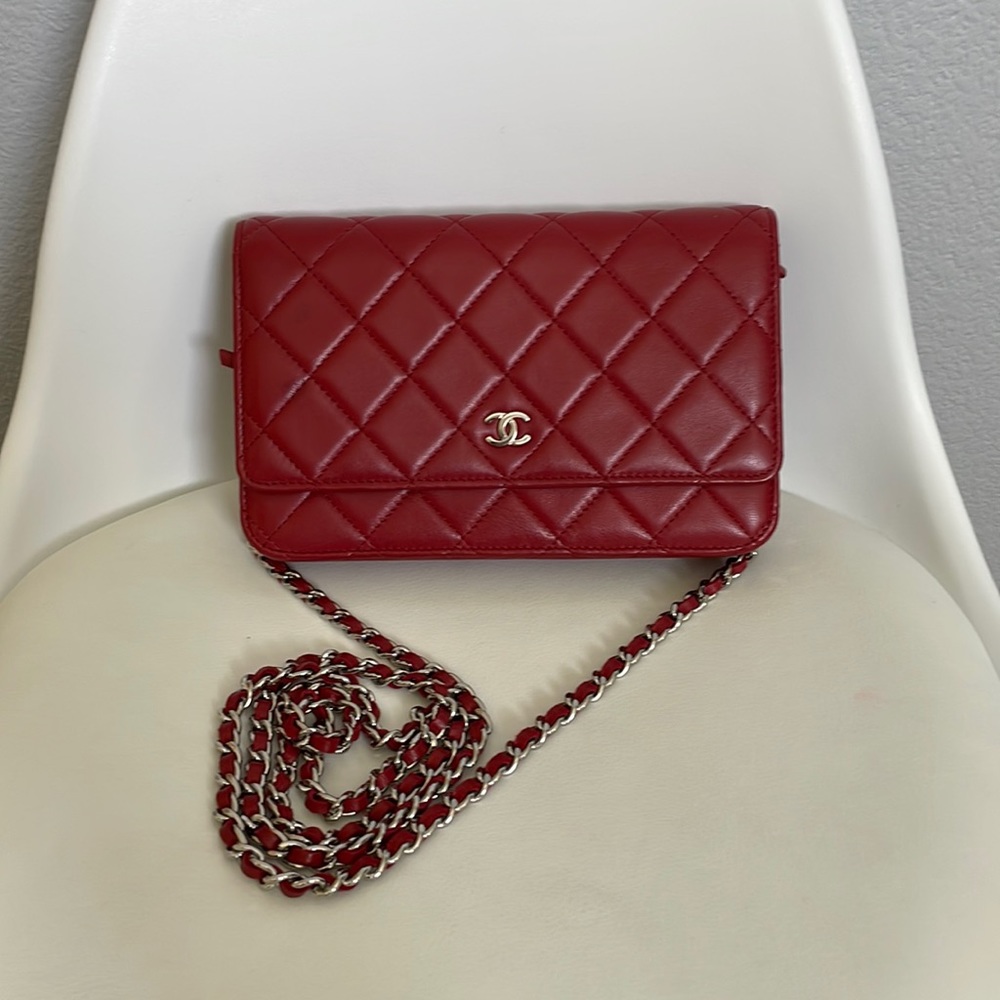 Chanel wallet on chain In excellent condition